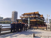 亲近自965.png